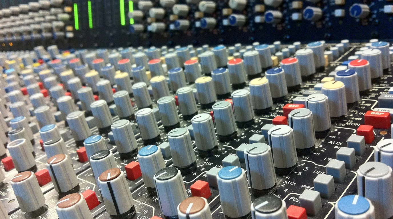 poe-audio-amplifiers-dante-setup-2026