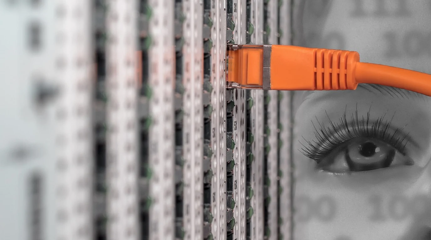 Rack PDU vs Smart Surge: Remote Power Cycle Protocols